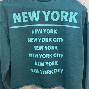 NEW YORK CROPPED SWEATSHIRT XS